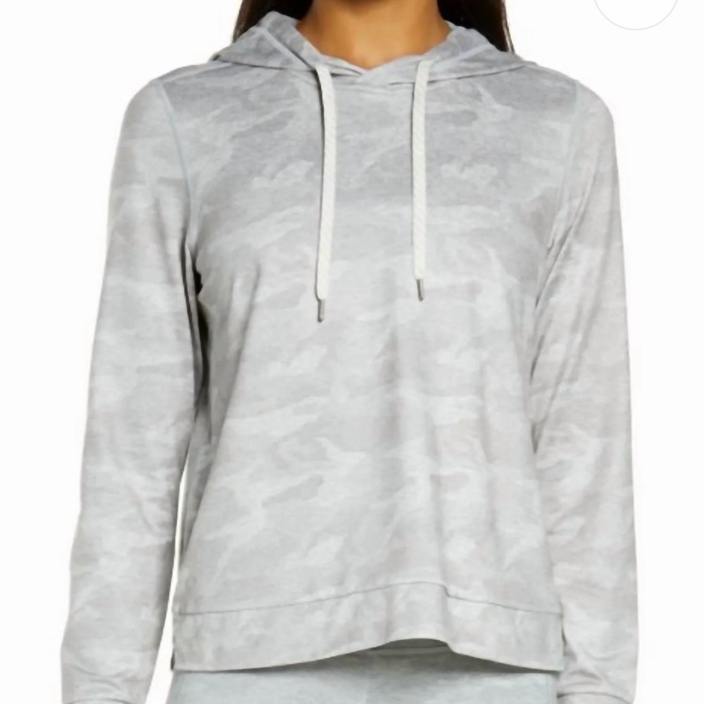 Vuori Halo Essential Hoodie